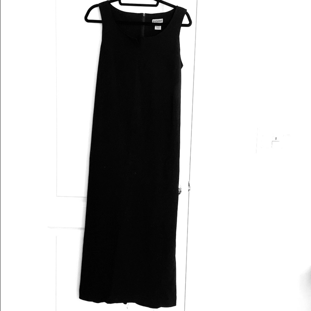 Black Sleeveless Mimi Maternity dress